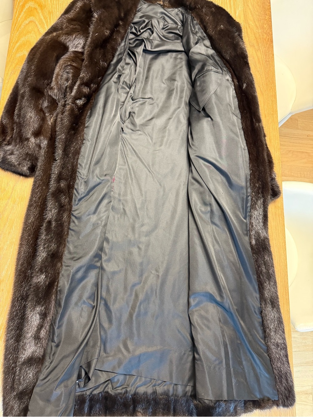Classic Long Black Fur Coat - Elegant Women's Outerwear - Picture 4 of 5